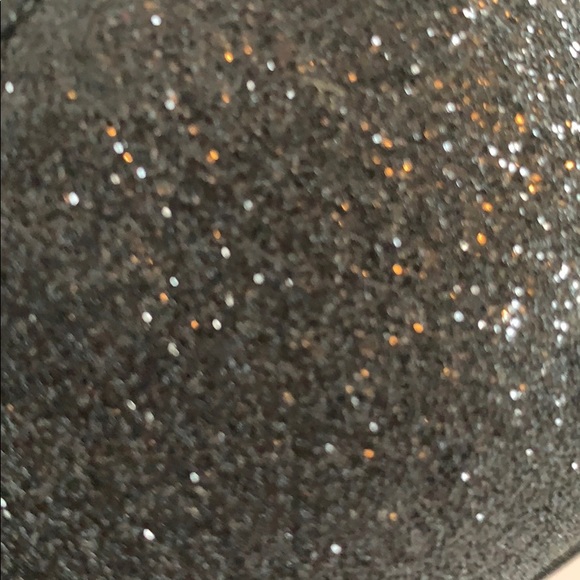 Stilettos - Picture 3 of 7